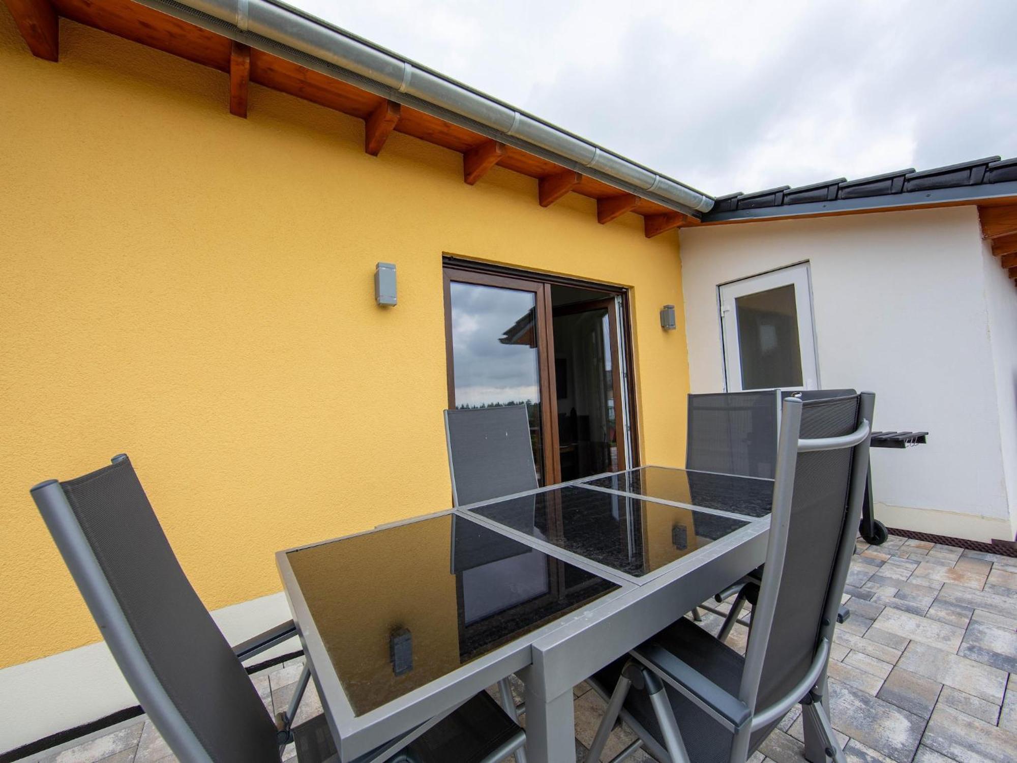 Tranquil Holiday Home In Filz In The Eifel With Garden Exterior photo