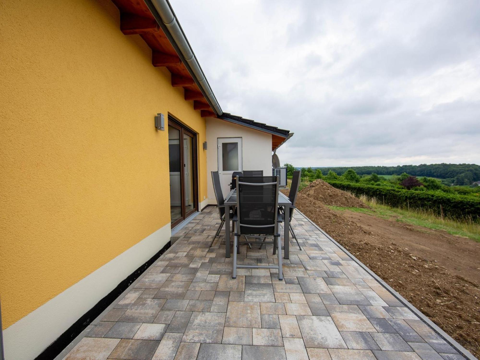 Tranquil Holiday Home In Filz In The Eifel With Garden Exterior photo