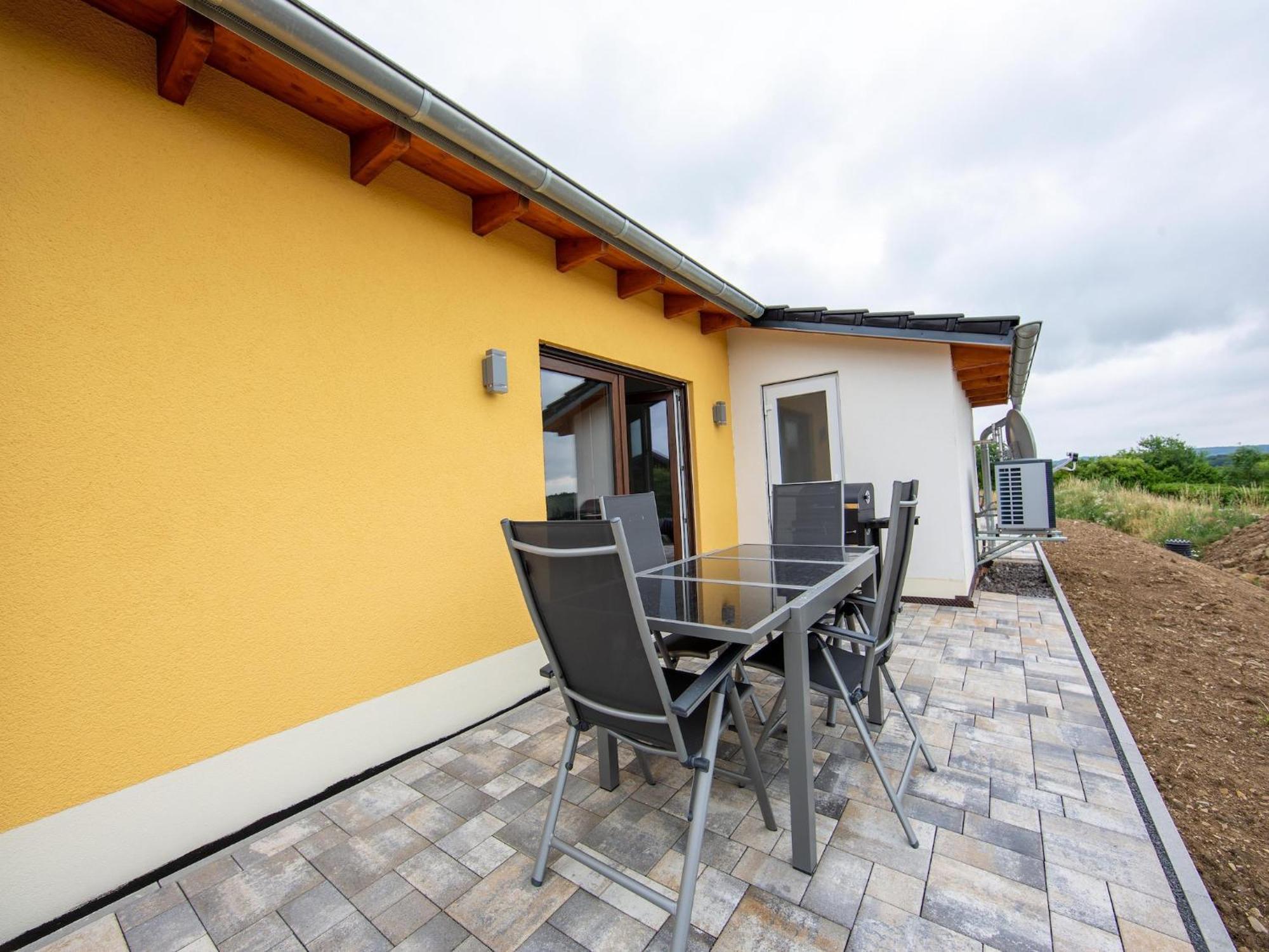 Tranquil Holiday Home In Filz In The Eifel With Garden Exterior photo
